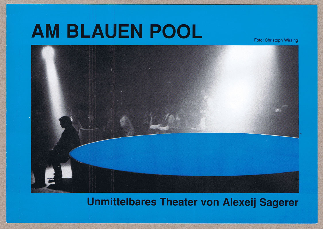 Flyer-Am-blauen-Pool